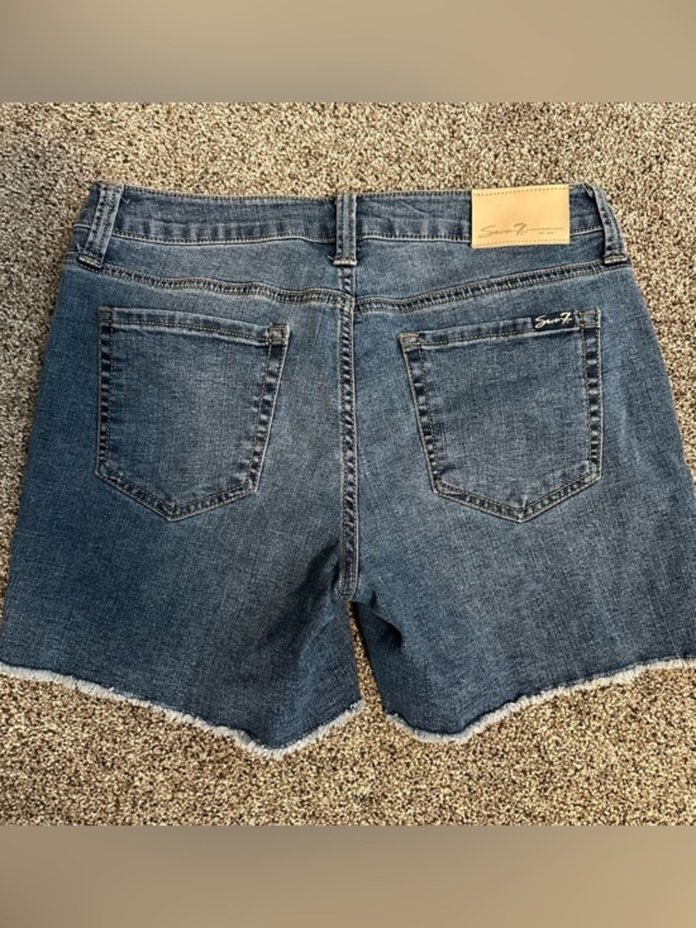 Seven7 Weekend Short Denim Cutoff Shorts Size 4 Medium Wash Stretch Raw Hem
